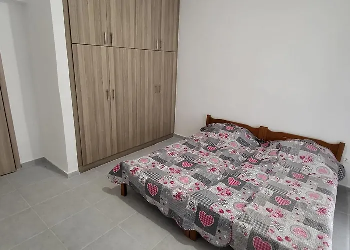 Koliatsou 85 Korinthos * Corinthe